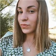 Soy estudiante de Educación Social en la UCM y ofrezco clases a estudiantes de nivel hasta bachillerato (incluido),de cualquier materia exceptuando matemáticas científicas en bachillerato